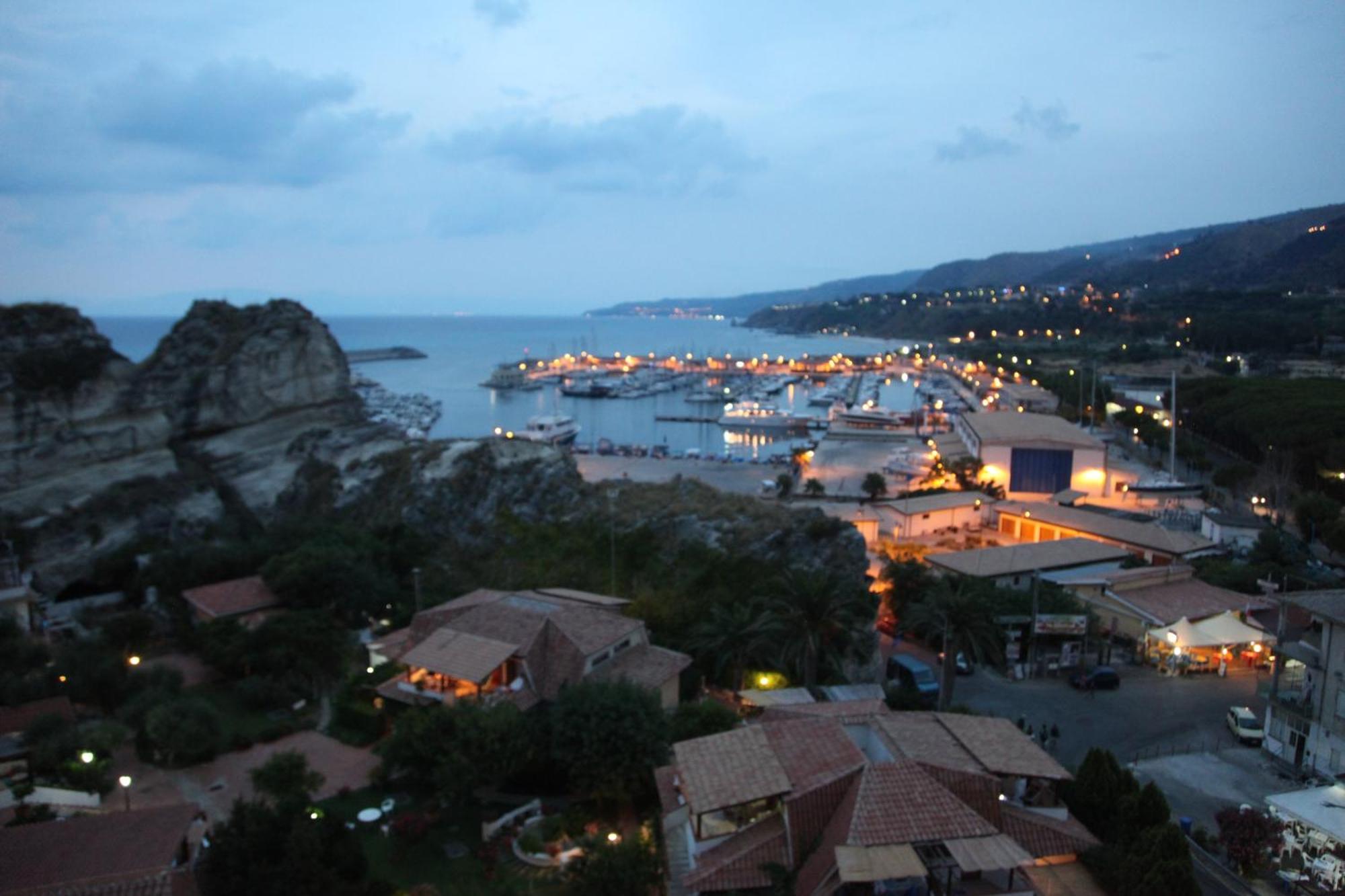Residence Porto Ulisse Parghelia Dış mekan fotoğraf