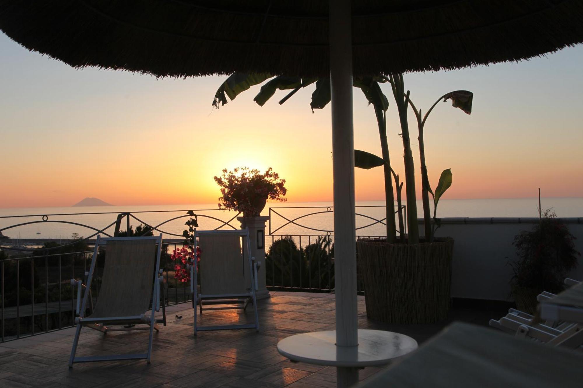 Residence Porto Ulisse Parghelia Dış mekan fotoğraf